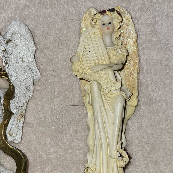THREE CERAMIC ANGEL FIGURINES + 2 BONUS NATIVITY FIGURINES GUC SEE PICS - Picture 4 of 8